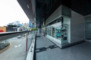 139070 - Obarrio - commercials - ph atrium