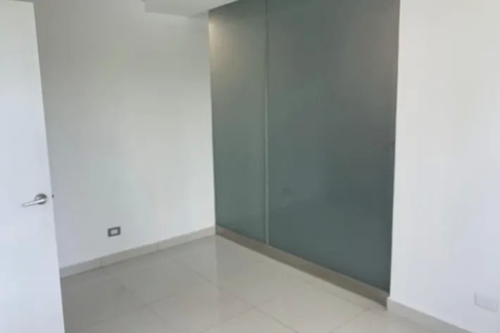Oficinas en alquiler entre vía israel y vía brasil, panamá