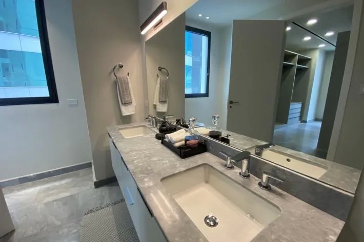 Apartamentos de lujo frente al pacífico, costa del este