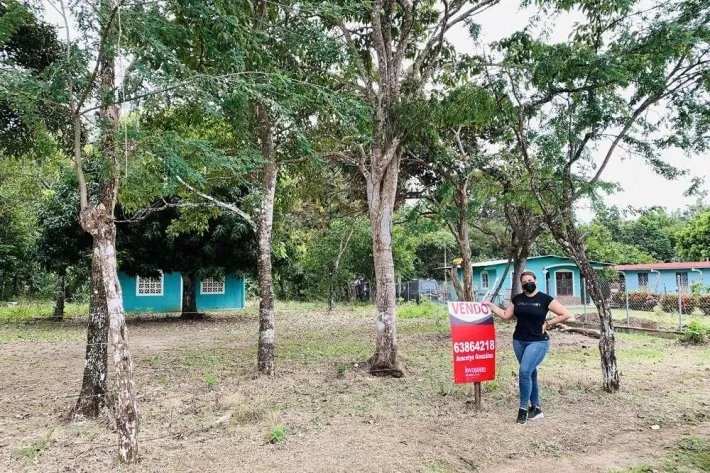 Venta de lote de terreno en antón, santa rita