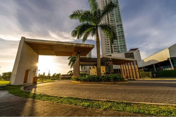 Apartamento en venta en costa del este, panamá