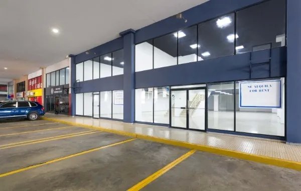 Alquiler de locales comerciales en plaza agora, chanis, panamá