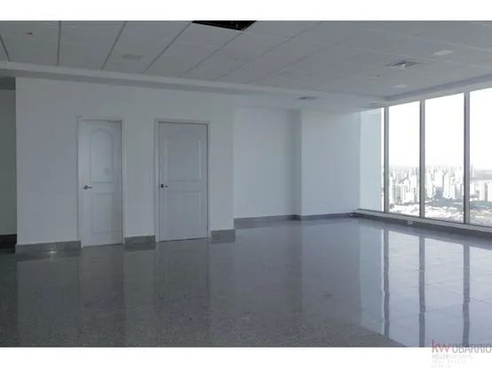 Oficinas en alquiler en avenida balboa