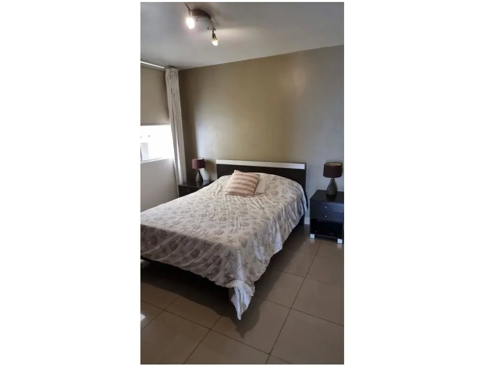 Alquiler de apartamento amoblado en obarrio, piso alto