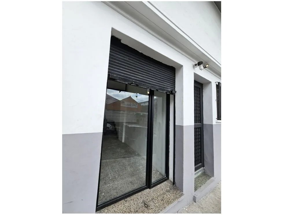 Alquiler de local comercial en avenida b