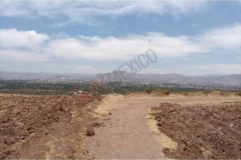 Excelente terreno en venta en ex hacienda de cuevas, guanajuato.