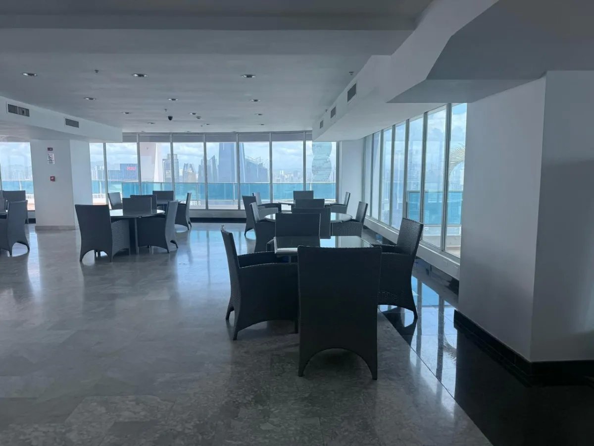 Apartamento en venta en grandbay tower