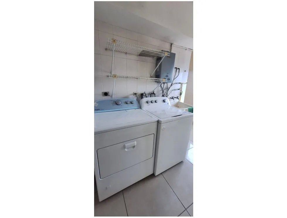 Venta/alquiler de apartamento en ph mirador del golf  altos del golf