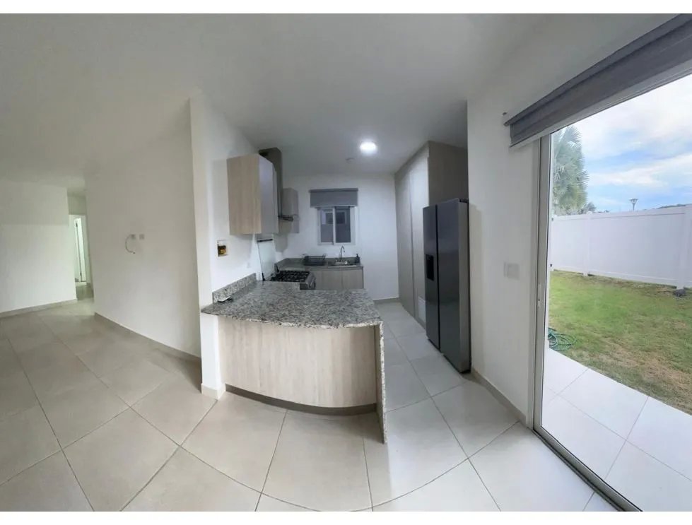 Alquiler de casa en villa sur residences, costa sur