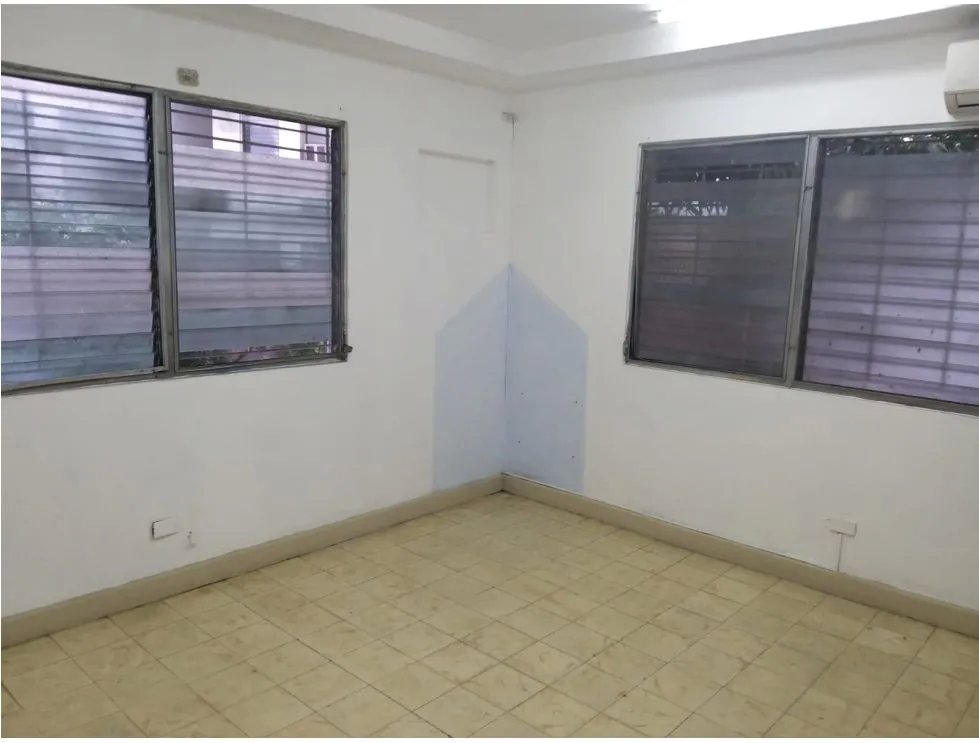 Venta/alquiler de casa comercial en vía porras