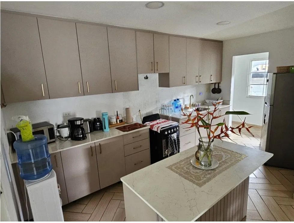 Casa en venta o alquiler en chitré, brisas de guayacanes