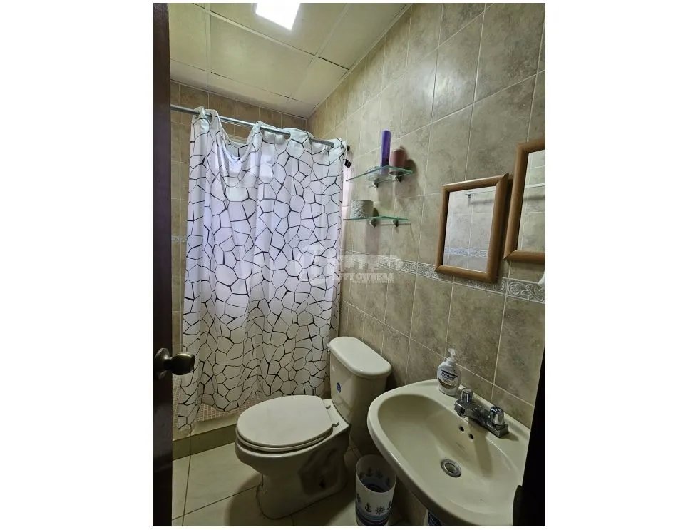 Venta/alquiler de casa semi amoblada en mirador del bosque, guararé