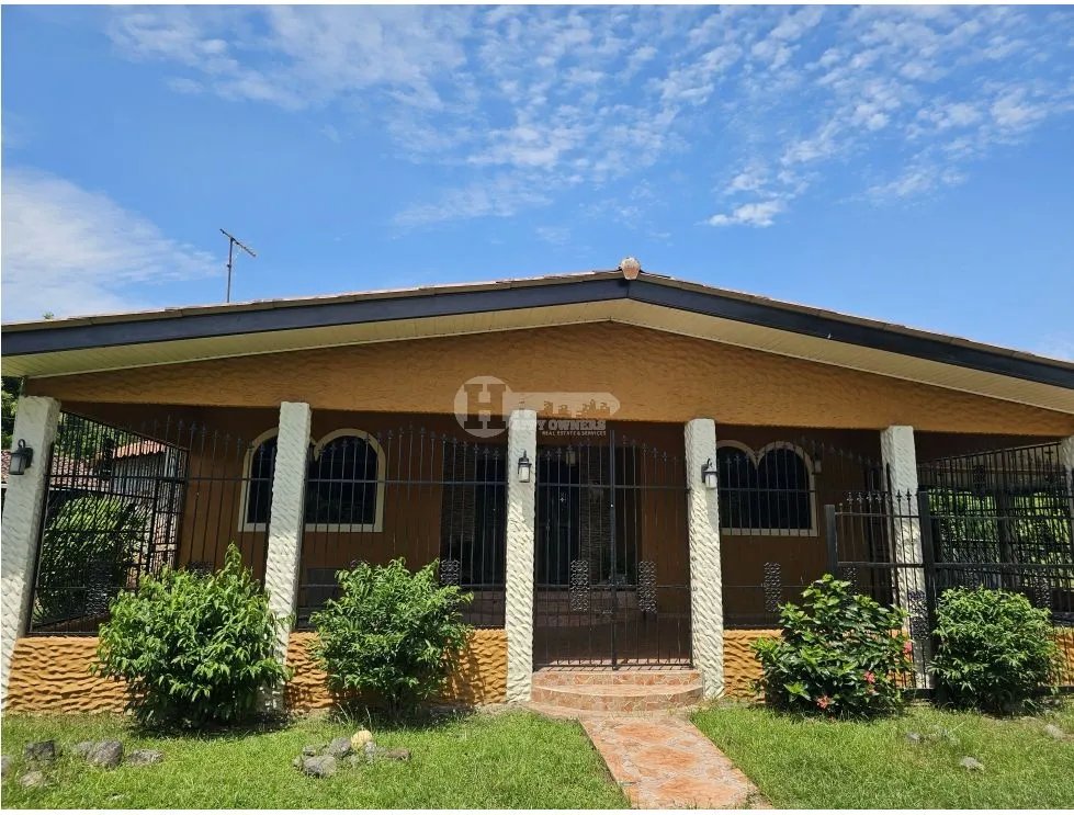 Venta/alquiler de casa en las tablas