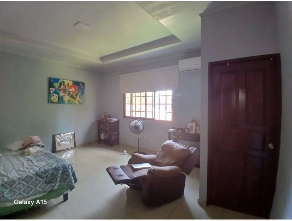 Venta de casa en urbanizacion el vigía, chitré