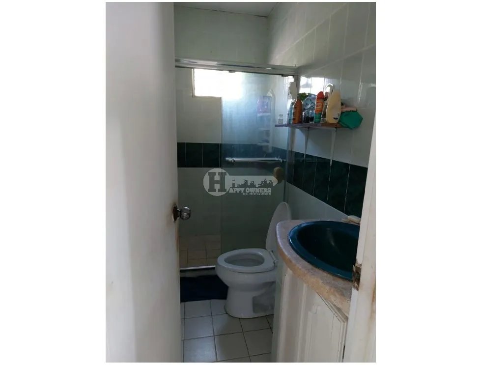 Se vende casa en cantarrana, a pasos de hotel guayacanes