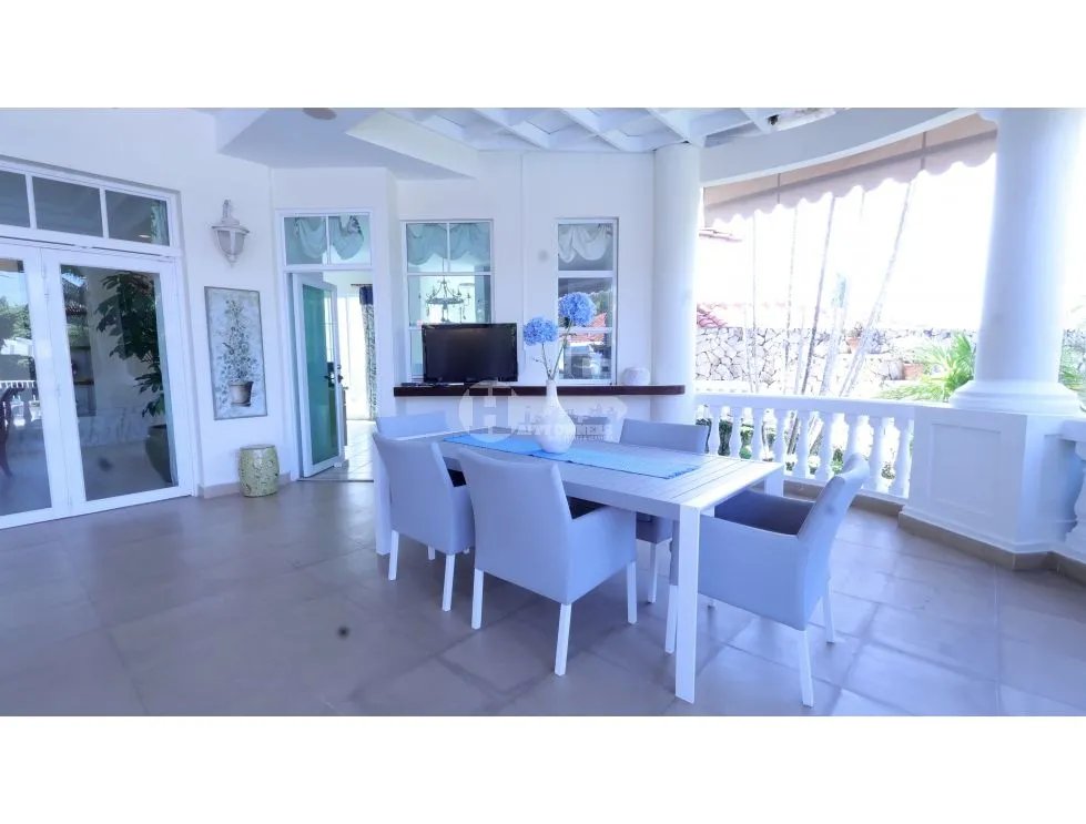 Venta de casa de playa en coronado, club de golf.