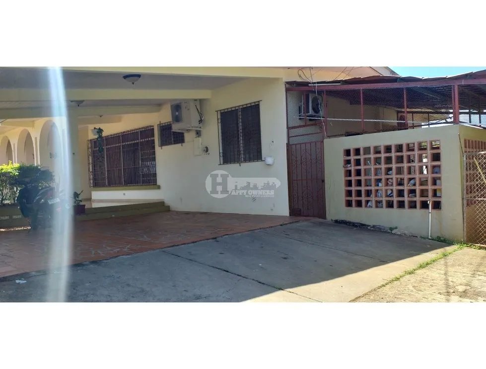 Se vende casa en el vigía de chitré herrera
