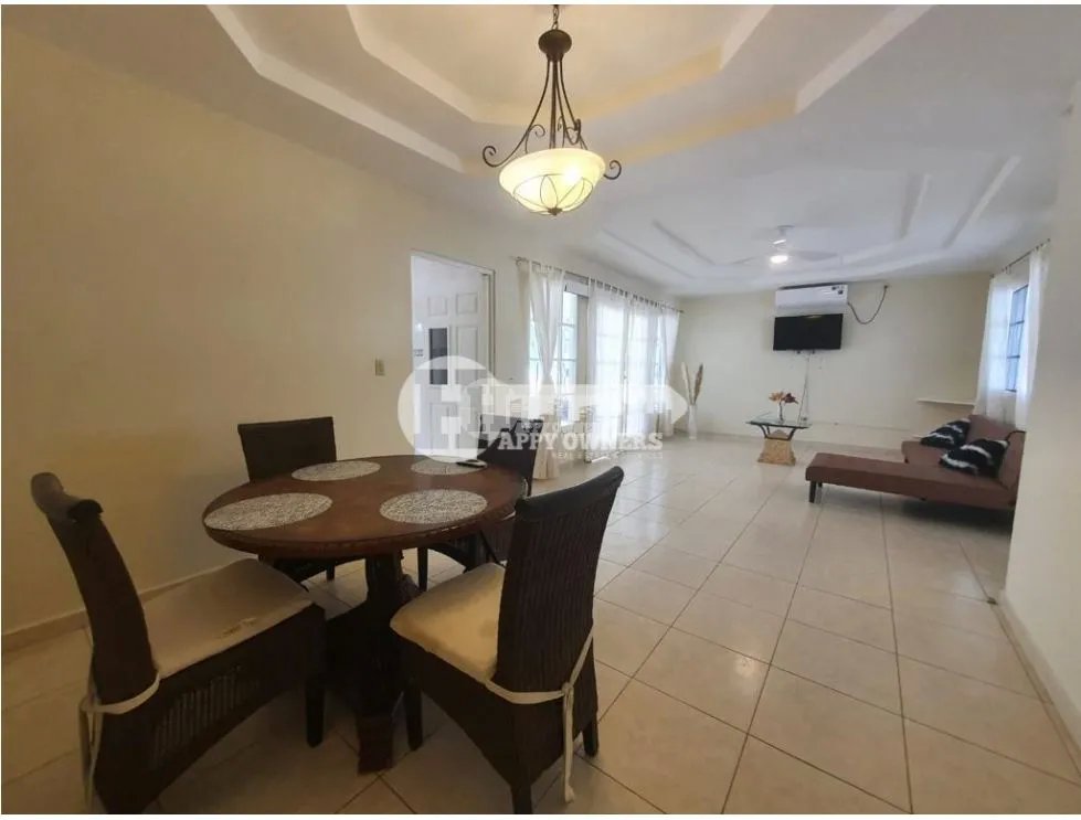 Se vende o alquila casa en villas del golf, chitré