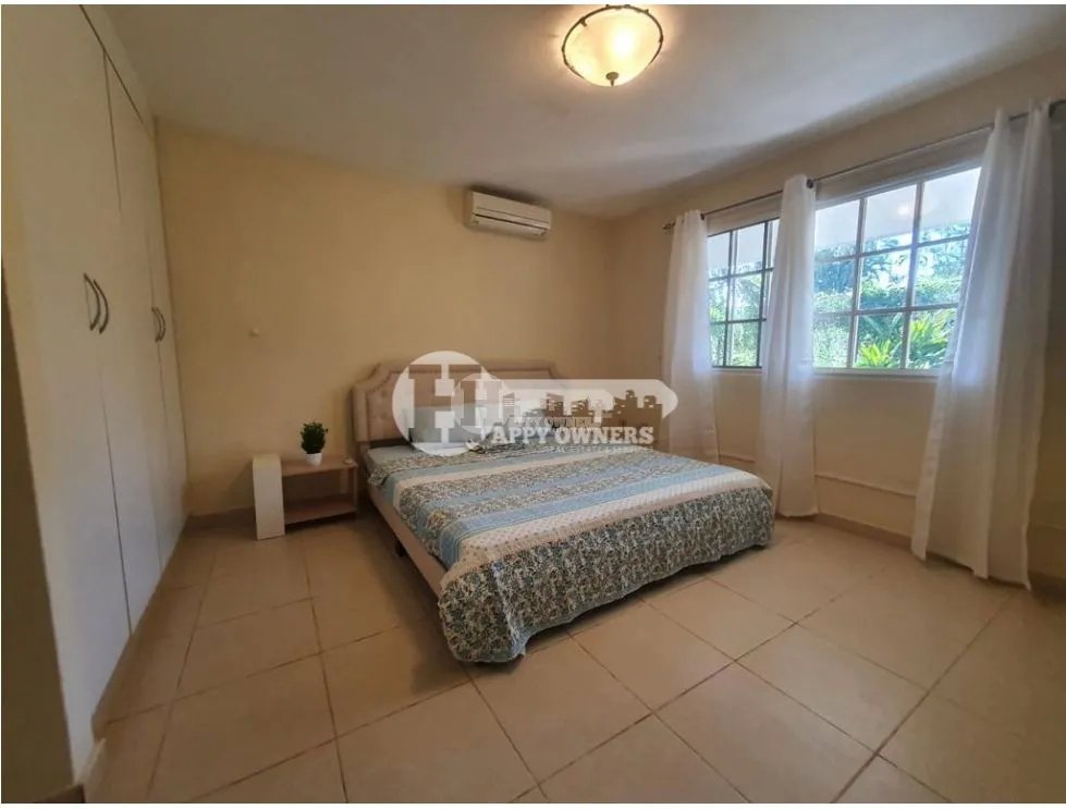 Se vende o alquila casa en villas del golf, chitré