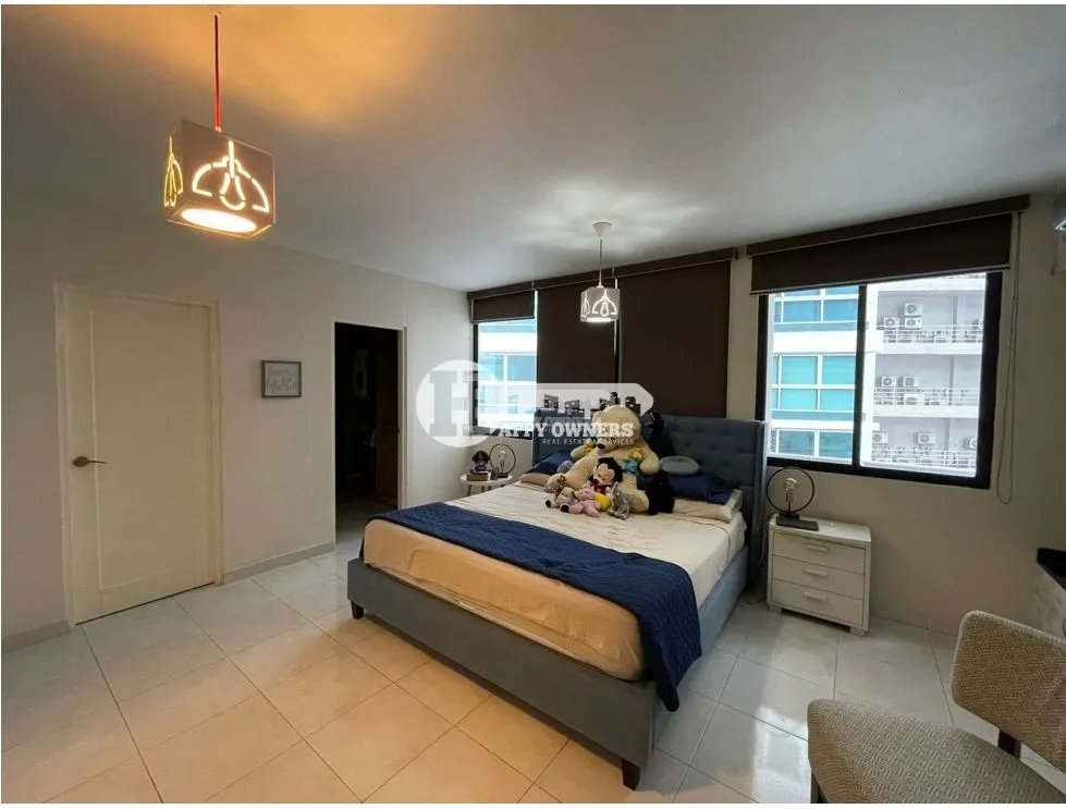 Se vende apartamento en los delfines, av. balboa