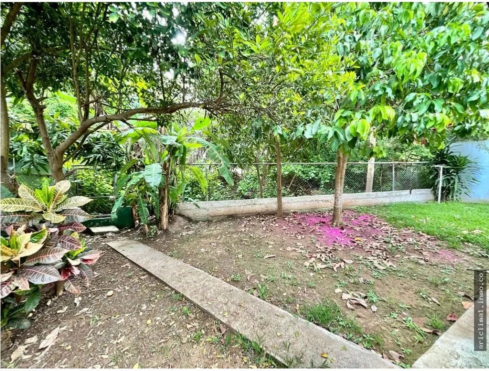 Venta de casa en brisas los guayacanes, chitré.