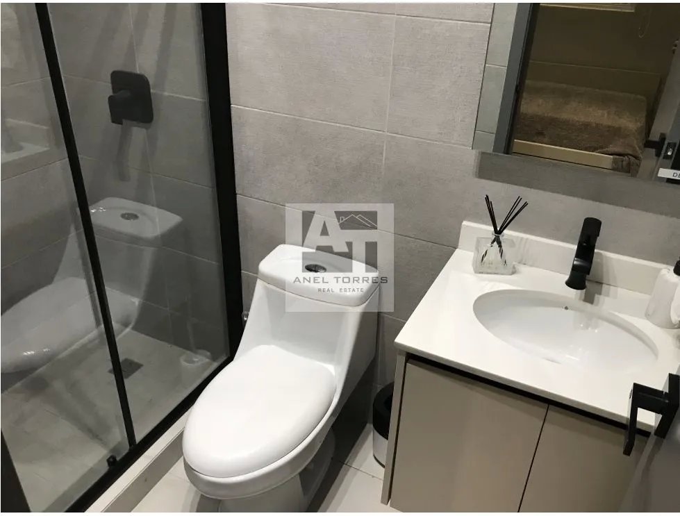 Se vende apartamento en park square bloom.