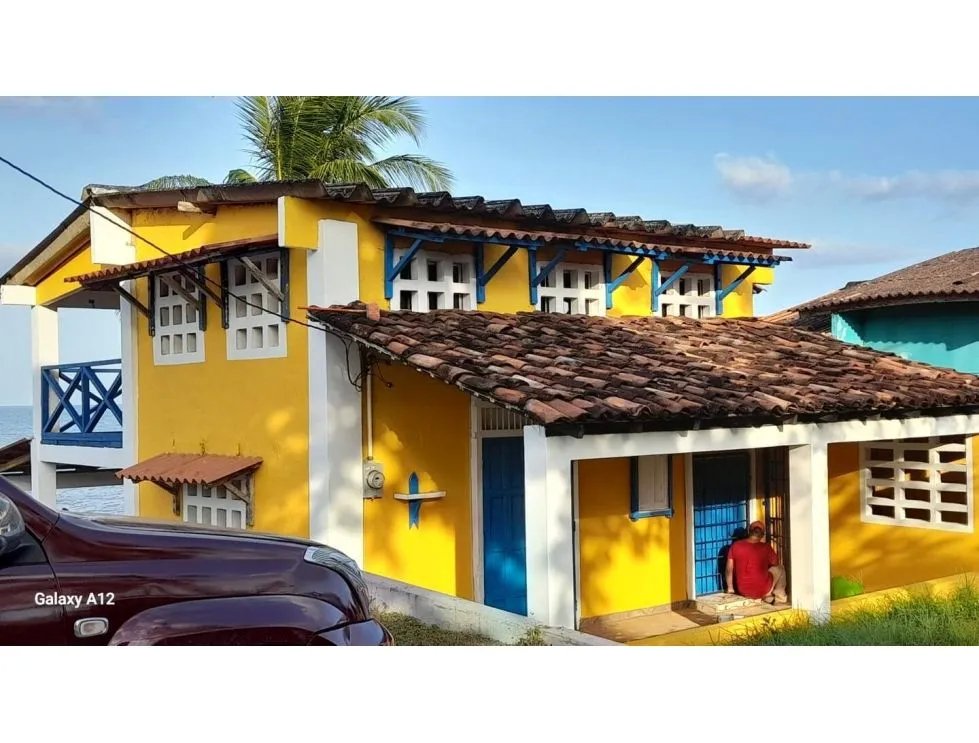 Alquiler casa frente al mar en playa el uverito  las tablas