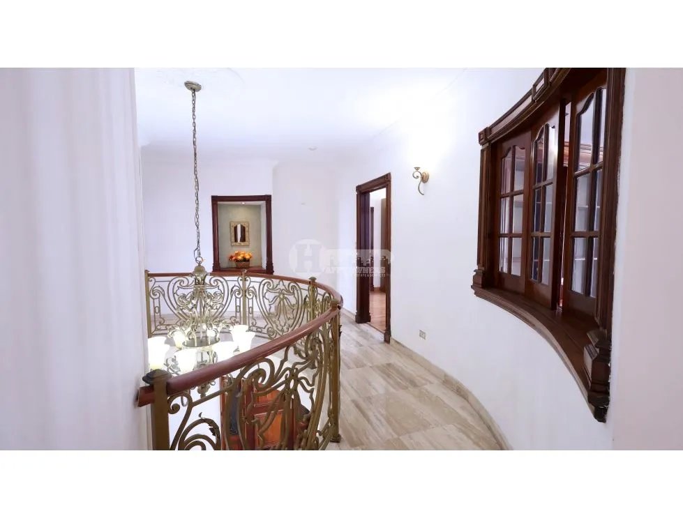 Venta de penthouse en costa del mar, marbella.