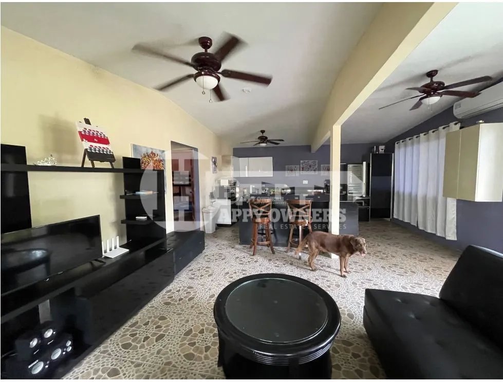 Venta de villa privada frente al mar, punta chame.