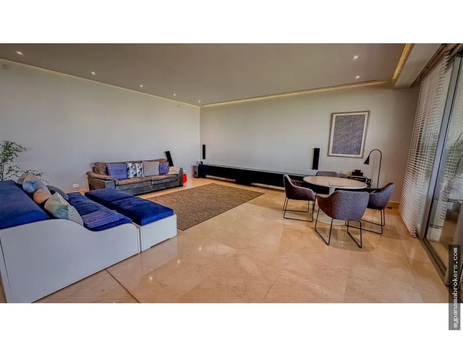 Se vende apartamento en crescent lane, santa maría