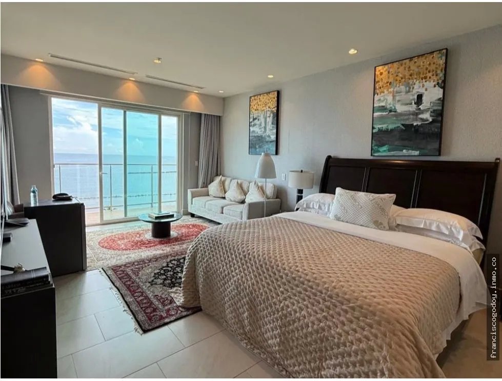 Apartamento en venta en playa escondida
