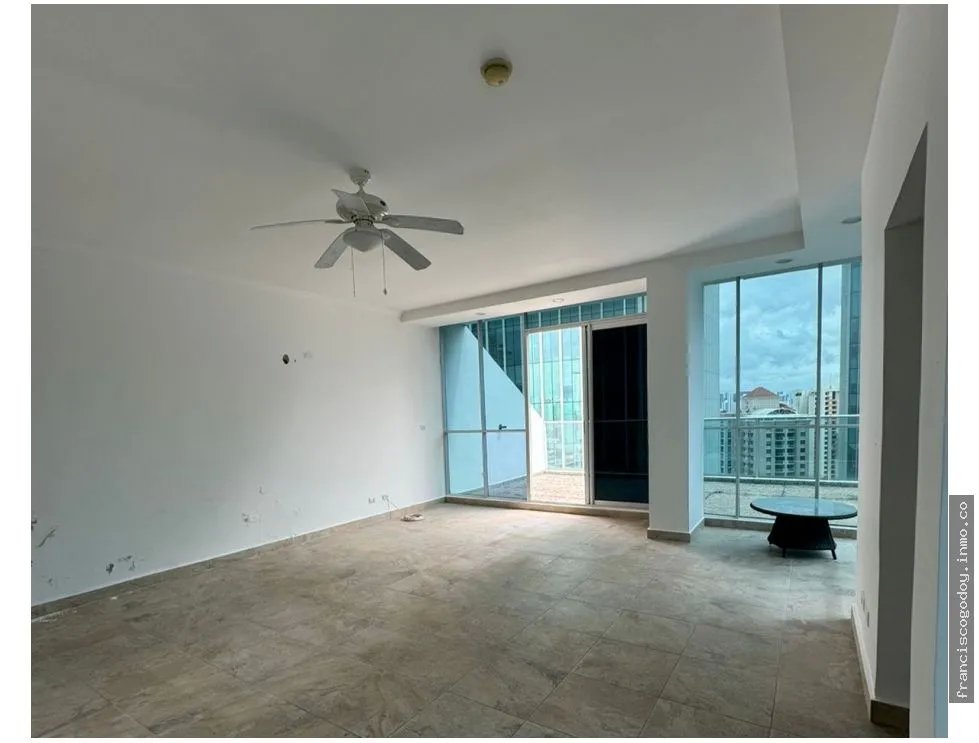 Venta de penthouse en punta pacífica