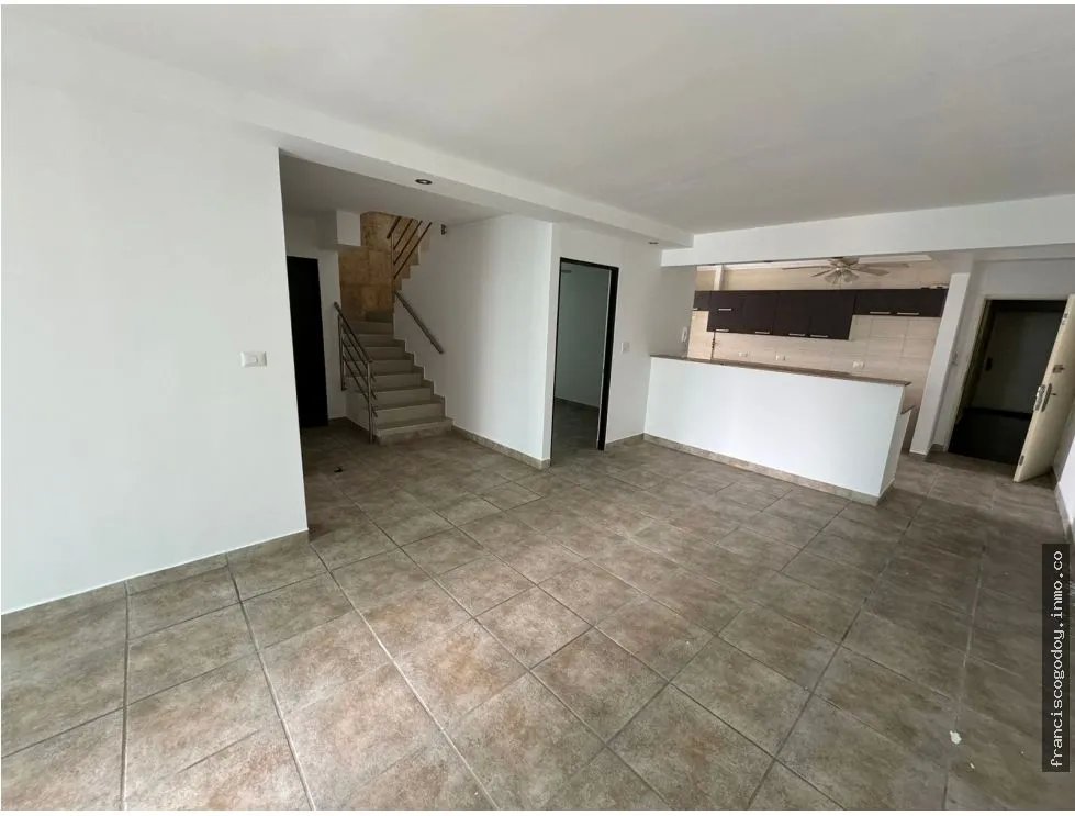 Venta de penthouse en punta pacífica