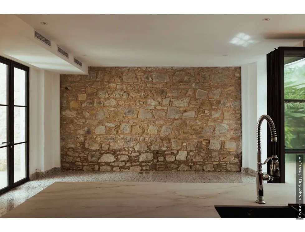 Se vende casa en casco viejo