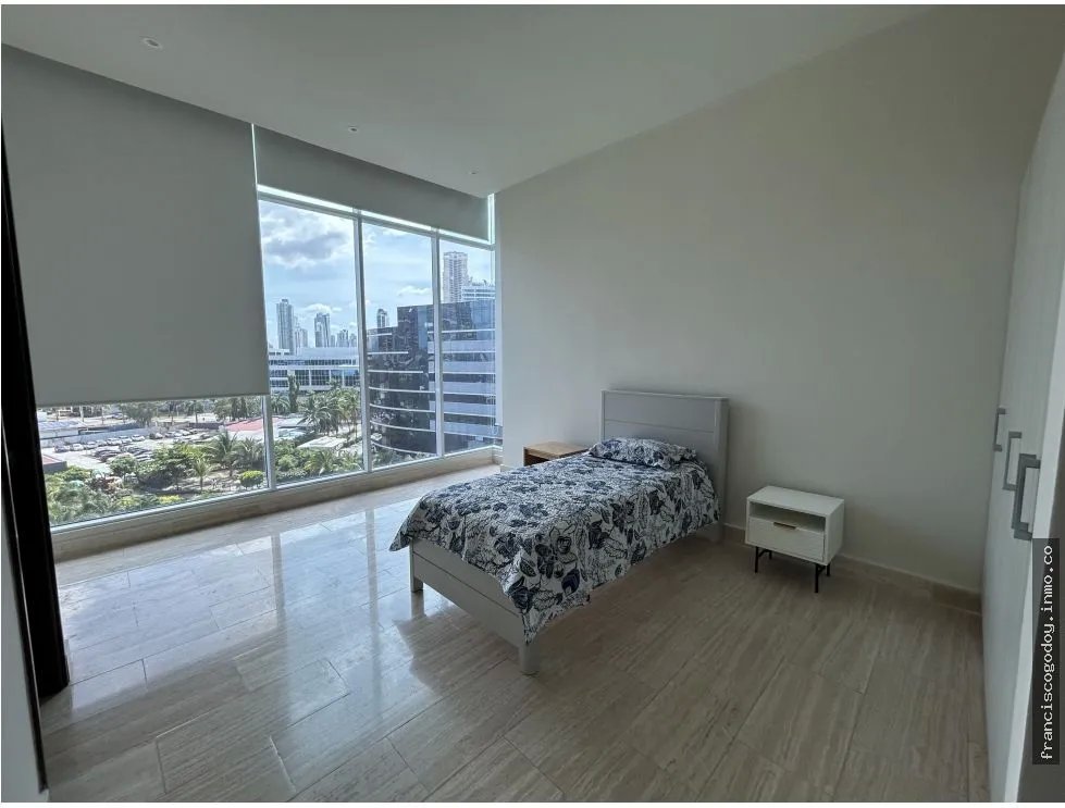 Venta de apartamento en costa del este
