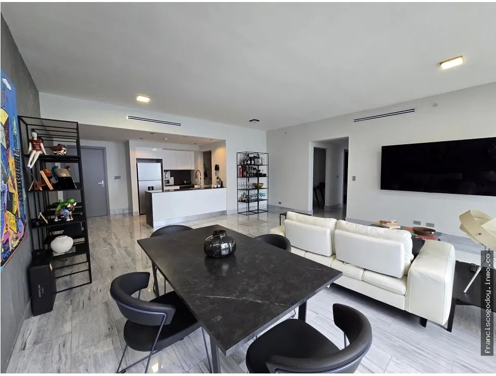 Apartamento en venta avenida balboa