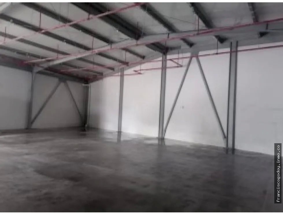 Venta de bodegas en panamá viejo