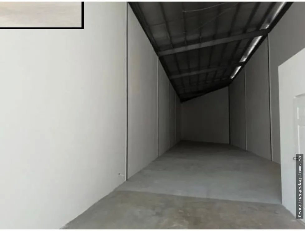 Alquiler de bodega en costa del este