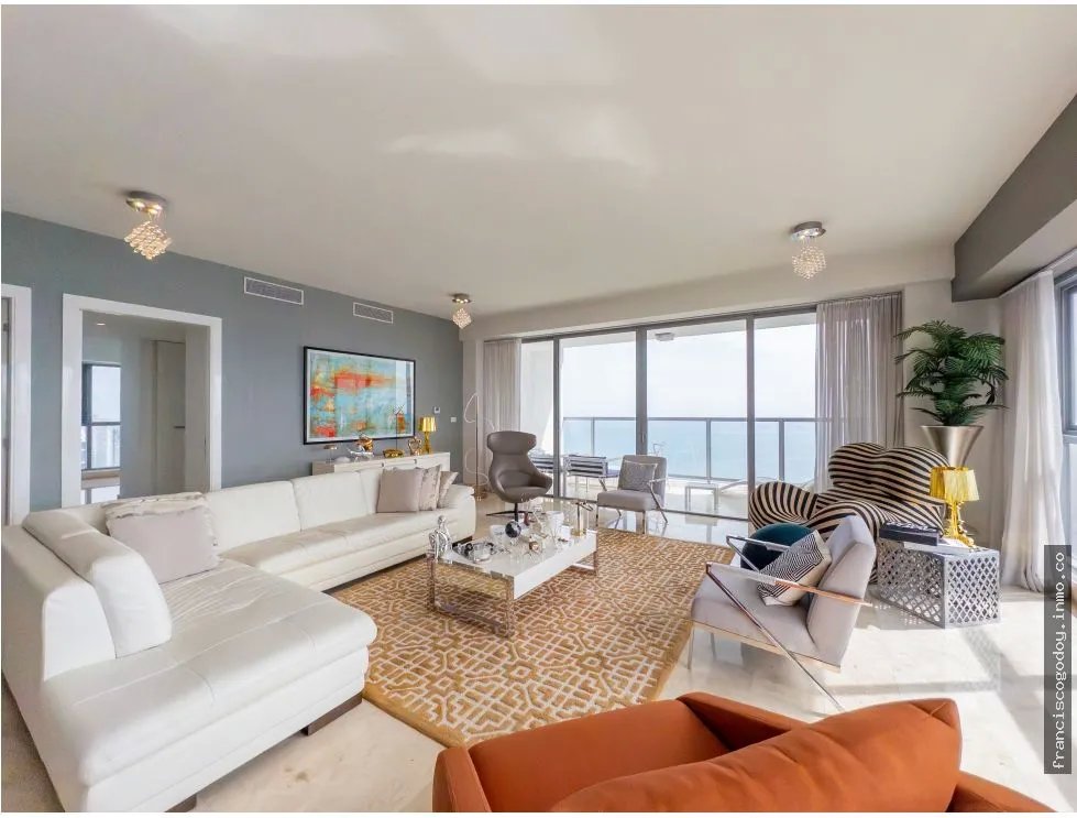 Penthouse en venta en avenida balboa