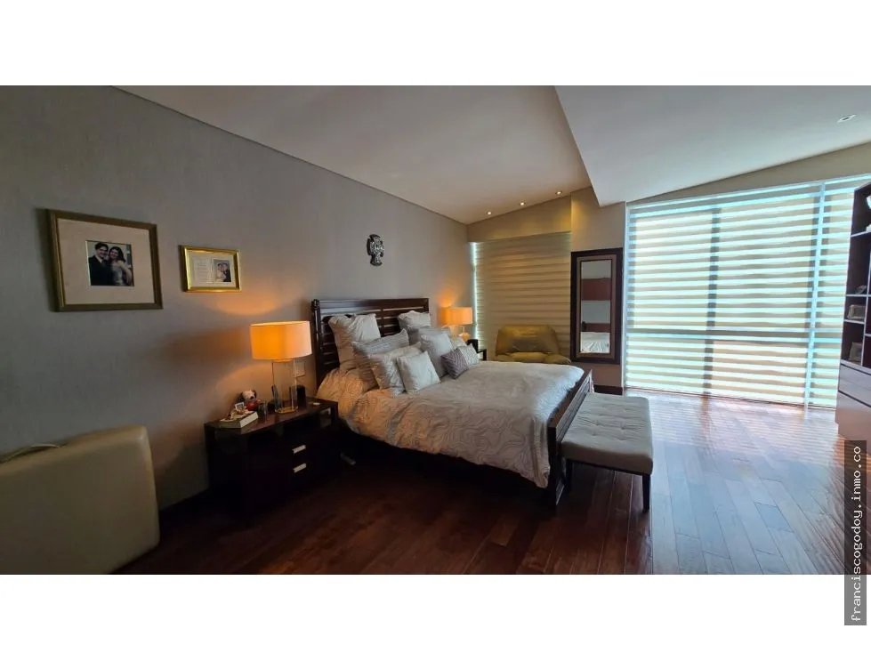 Venta de penthouse en punta pacífica
