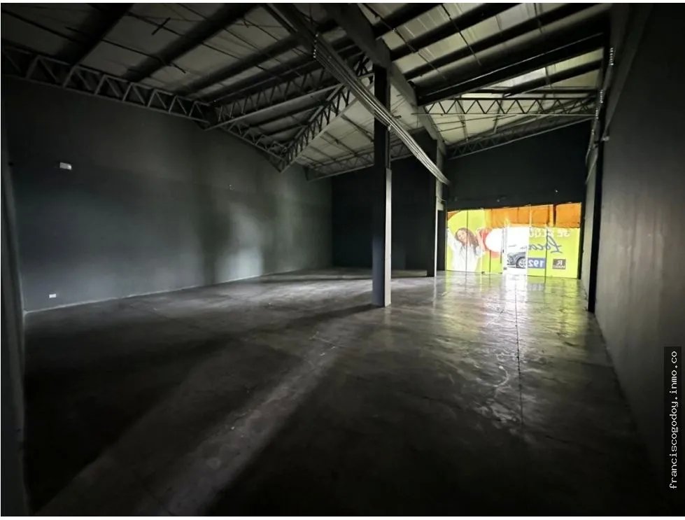 Local comercial en alquiler en el dorado