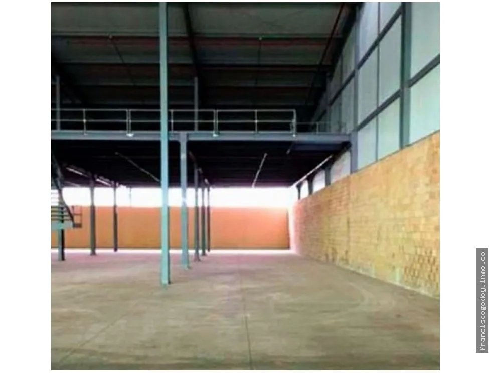 Venta de bodega en milla 8