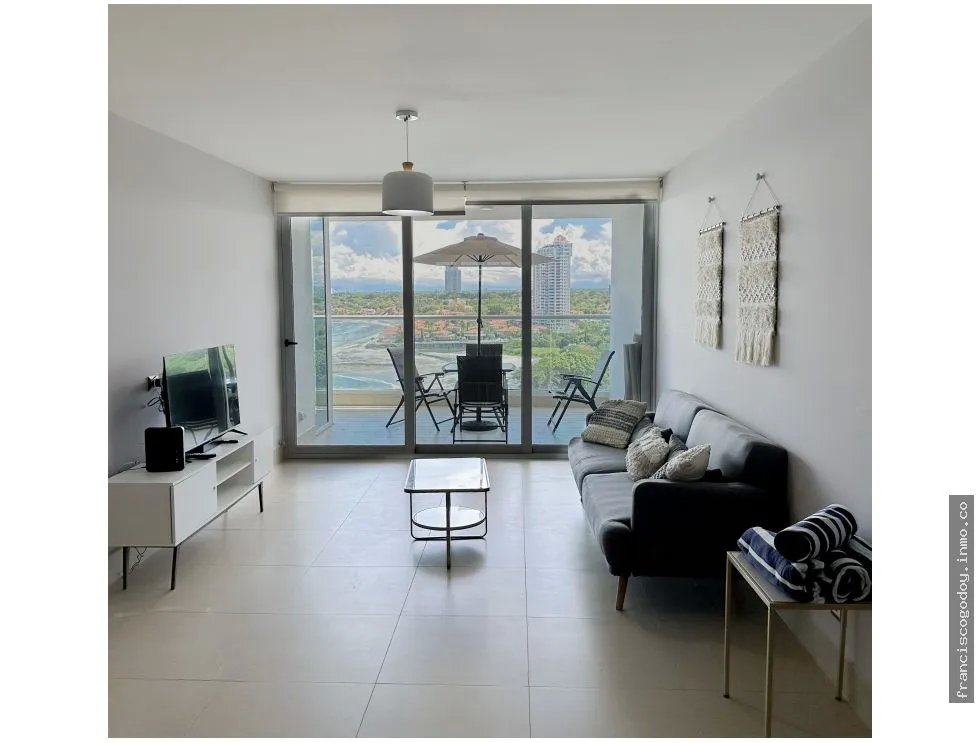 Venta de apartamento en playa serena
