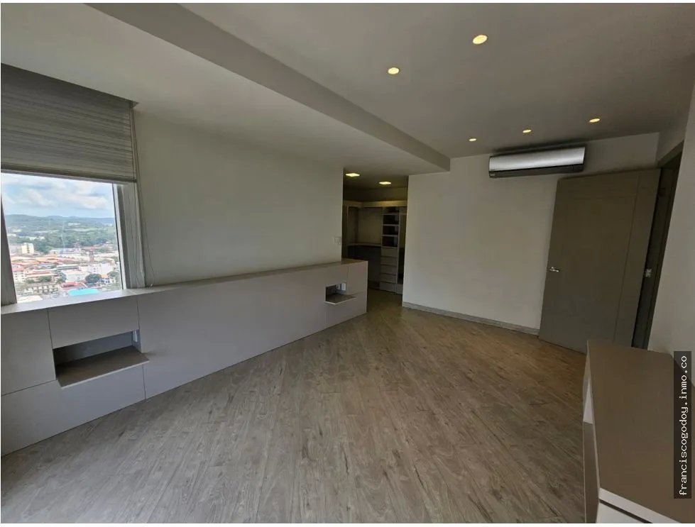 Apartamento en alquiler ph rivage tower, avenida balboa