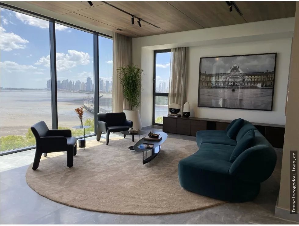 Apartamentos de lujo frente al pacífico, costa del este