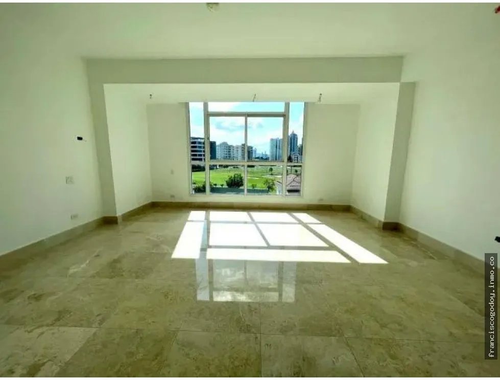 Venta de apartamento en santa maría golf & country club