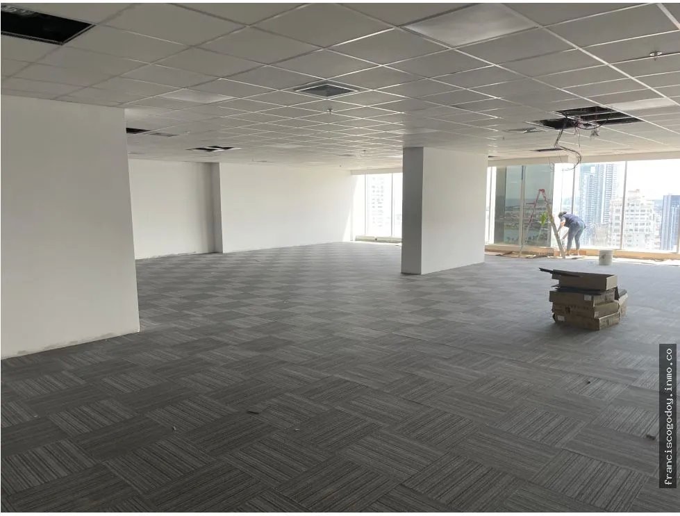Oficinas en venta en la estratégica calle 50