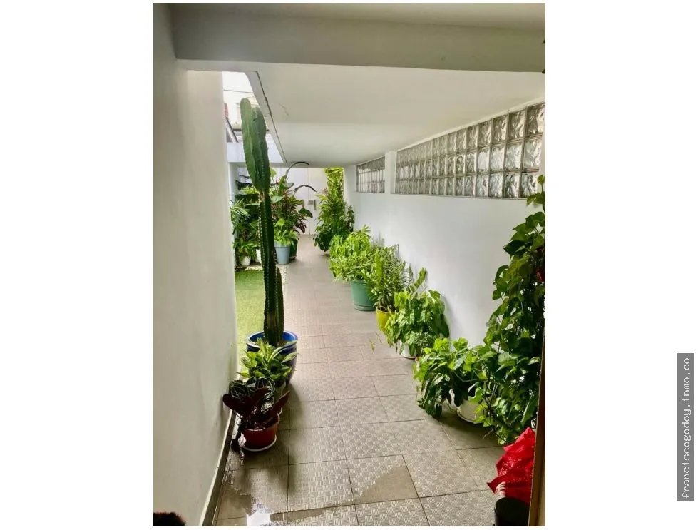 Se vende casa en urbanización la alameda