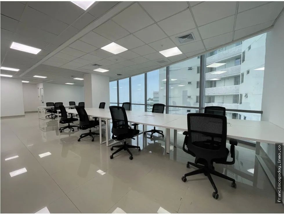 Alquiler de oficina en el financial park, costa del este