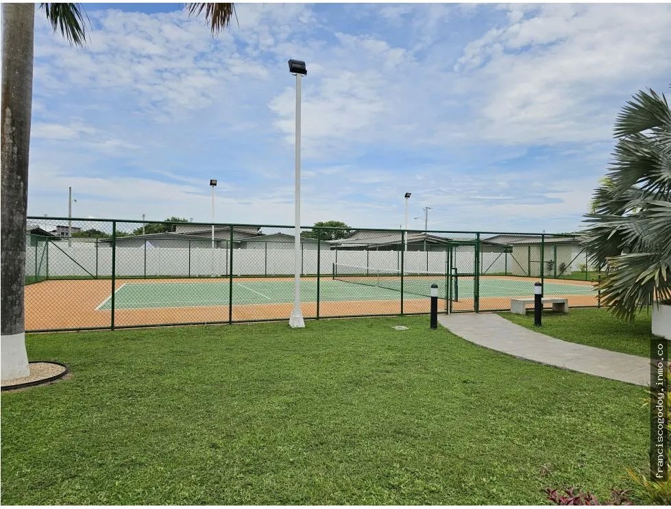 Venta de casa en villa sur - town home, costa sur